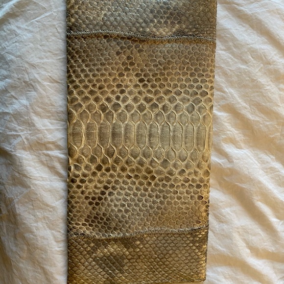 Carlos Falchi Python Silver/Metallic Flap Clutch - Picture 5 of 9
